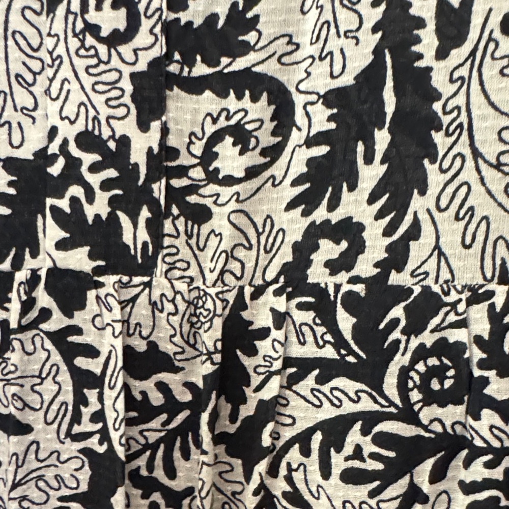 Maeve Black and White Flowered Maxi Dress - Picture 3 of 3